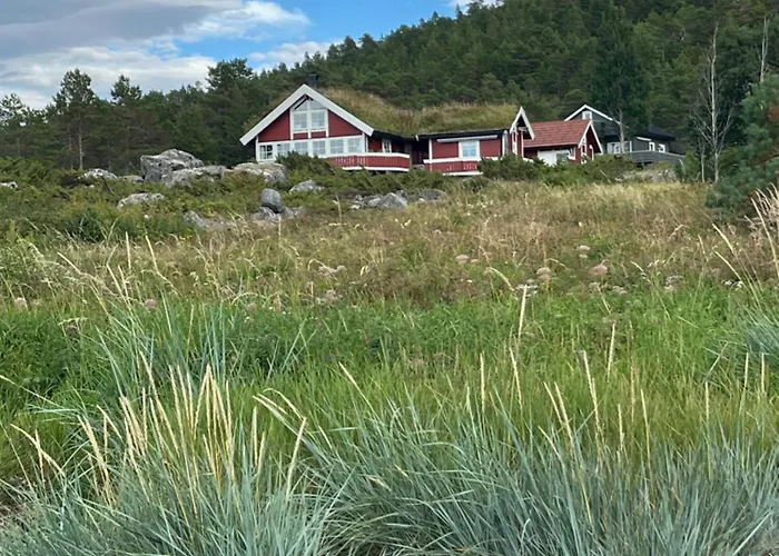 Stor Med Praktfull Havutsikt Ferienhaus Lysøysund
